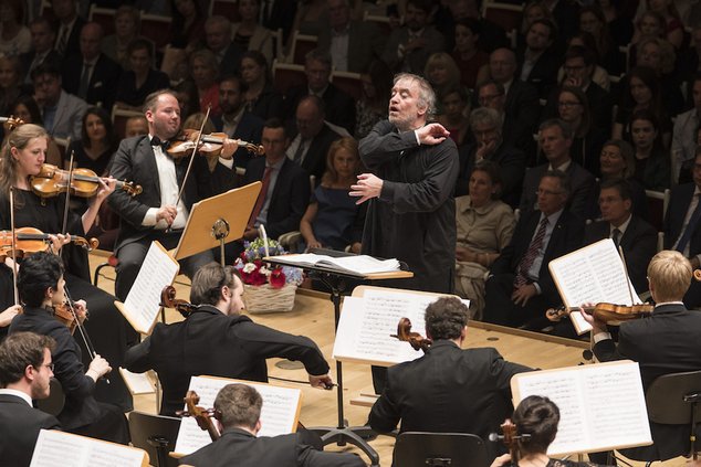 Валерий Гергиев выступил с оркестром Российско-немецкой Академии в Берлине