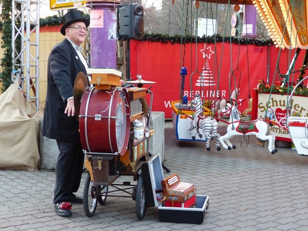 Weihnachtsmarkt 2018-2019 "Berliner Weihnachtszeit" am Roten Rathaus