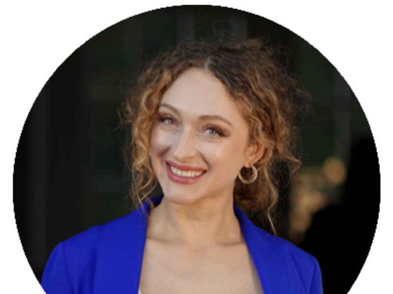 Katja Wedding - ведущая и тамада в Берлине на русском и на немецком